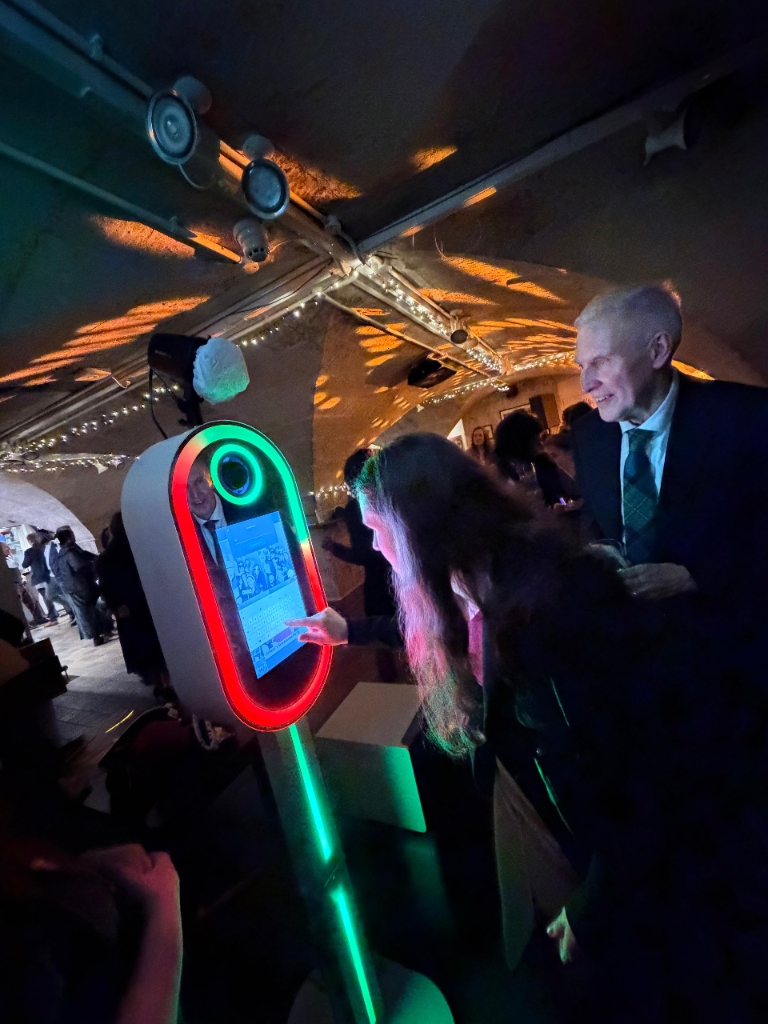 Selfie Mirror Pod at an event
