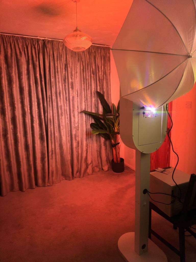 Selfie Mirror Pod setup